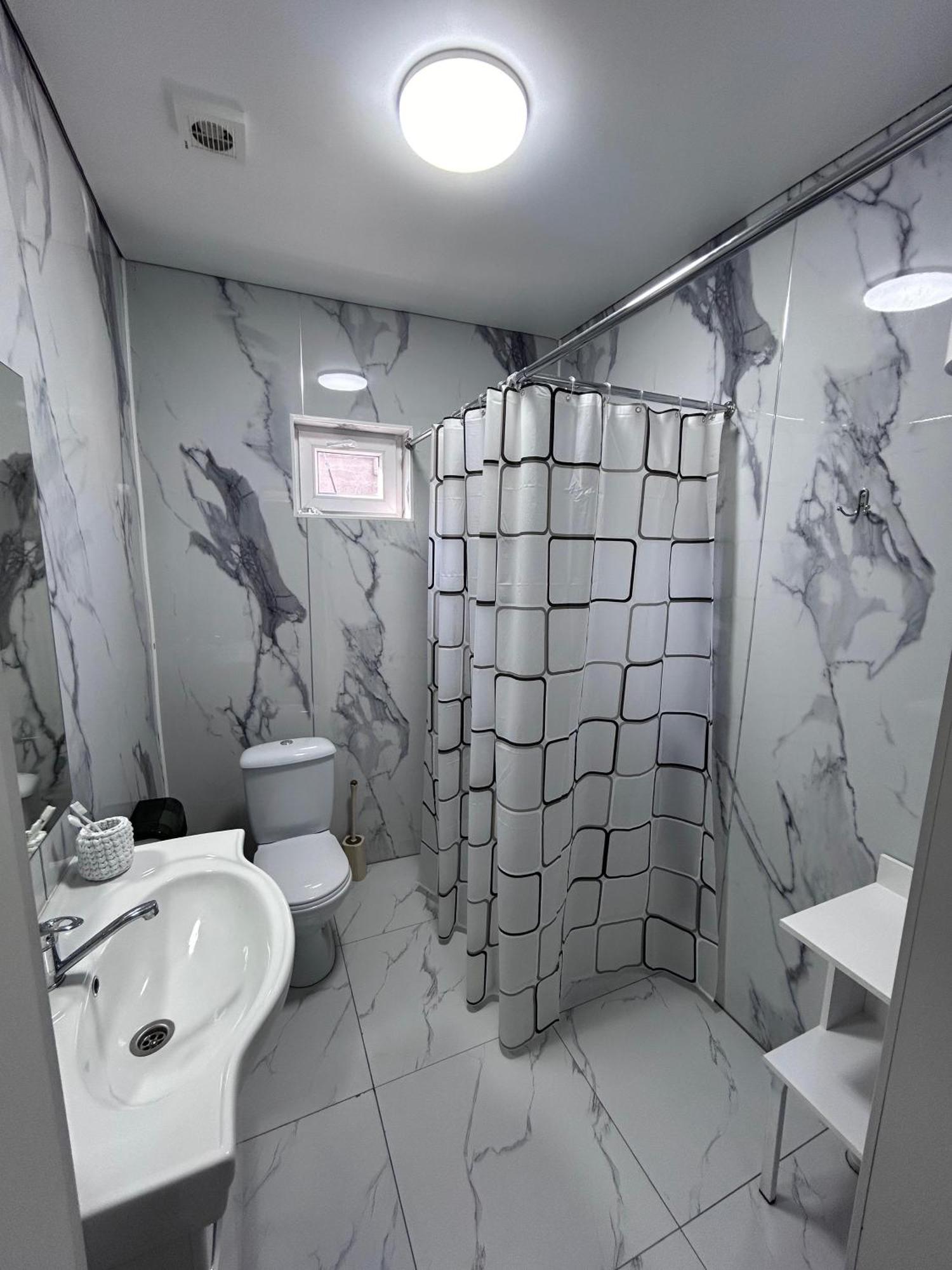 Apartament Милый Дом Tokmok Zewnętrze zdjęcie